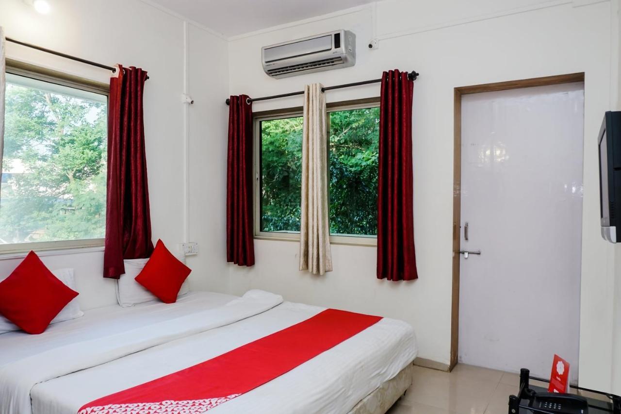 Dreams Holiday Resort Lonavala Exterior photo